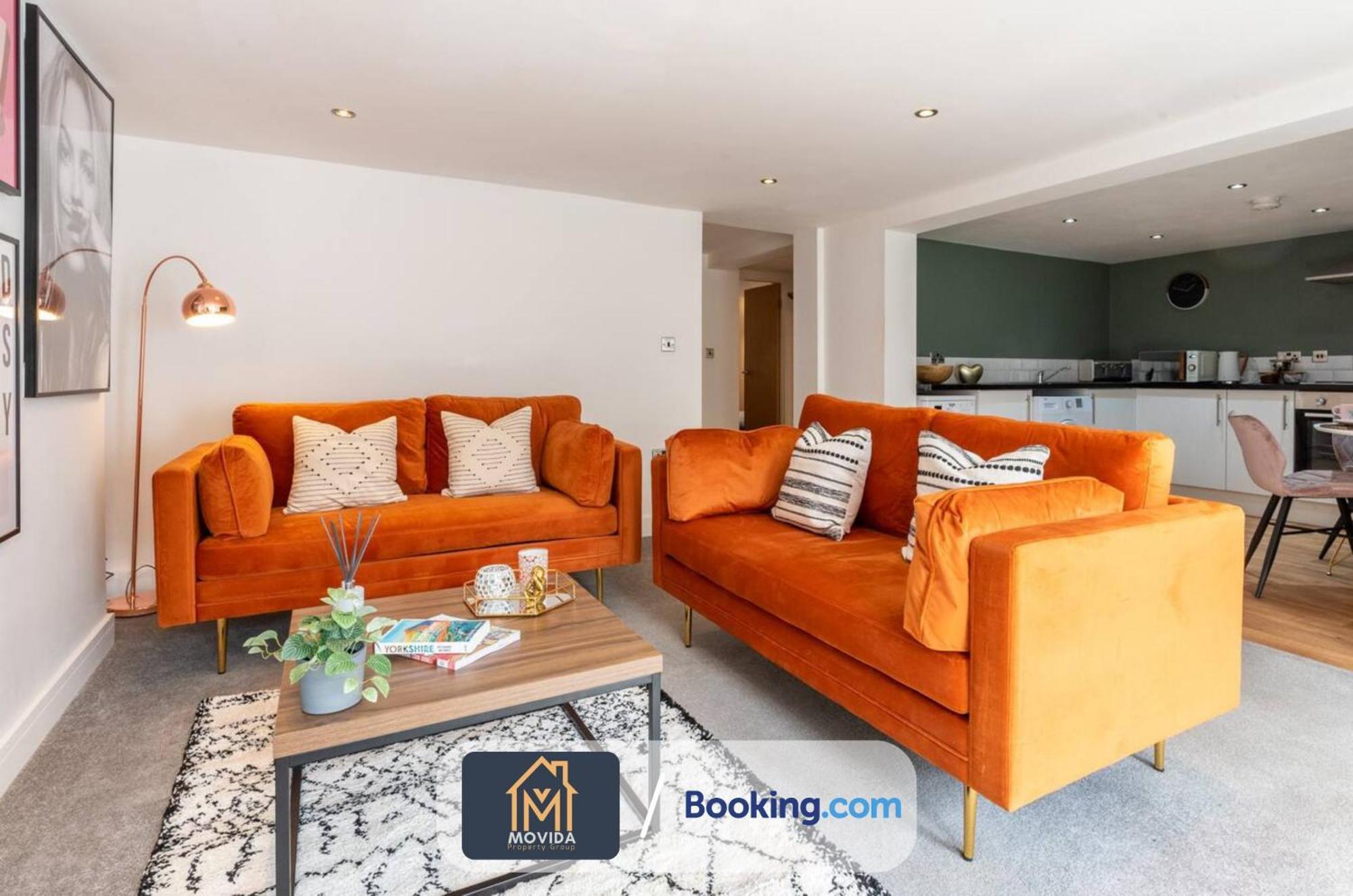 Stylish Two Bed Town Centre Apartment By Movida Property Group Short Lets & Serviced Accommodation With Parking Harrogate Dış mekan fotoğraf