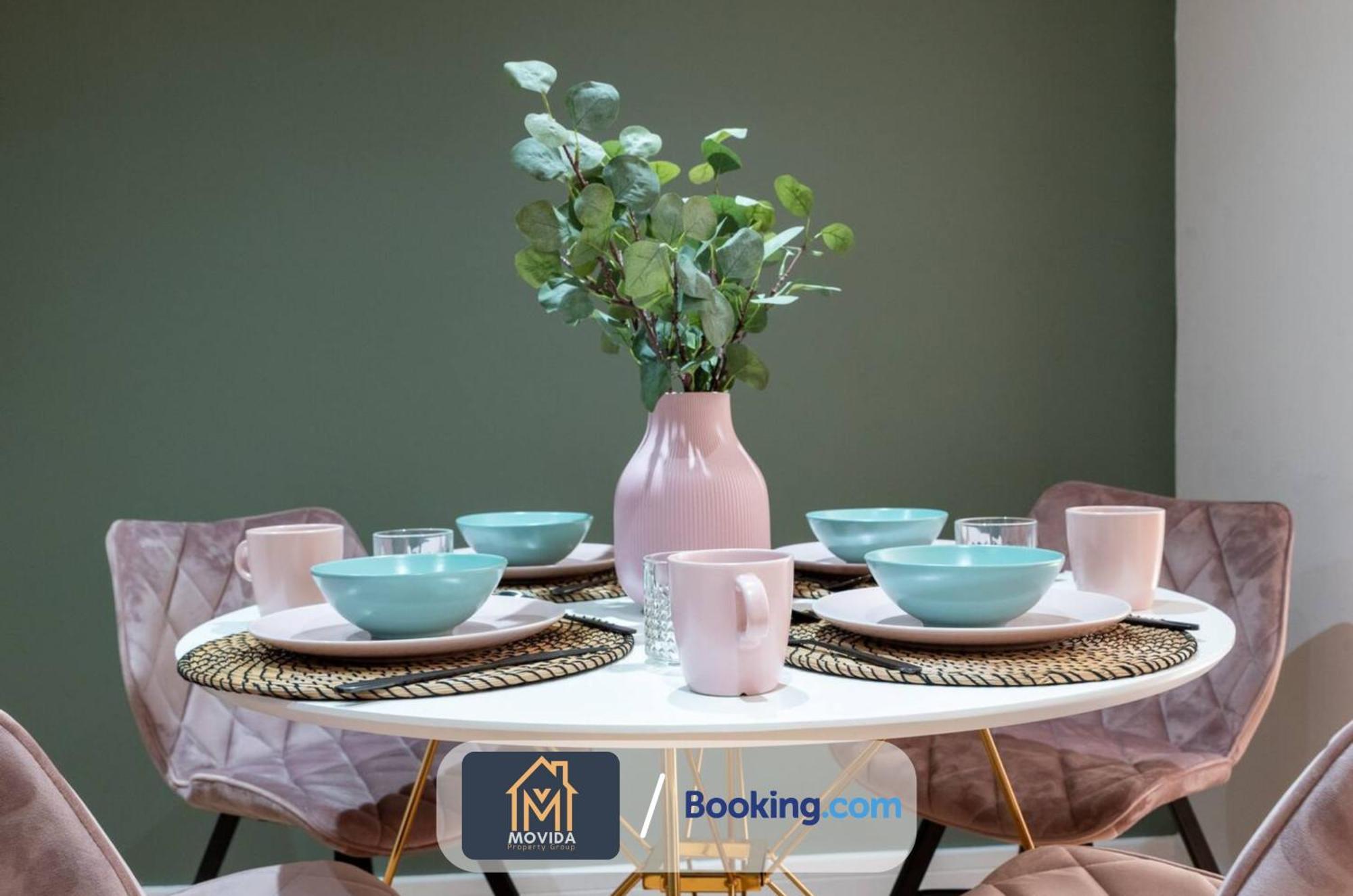 Stylish Two Bed Town Centre Apartment By Movida Property Group Short Lets & Serviced Accommodation With Parking Harrogate Dış mekan fotoğraf